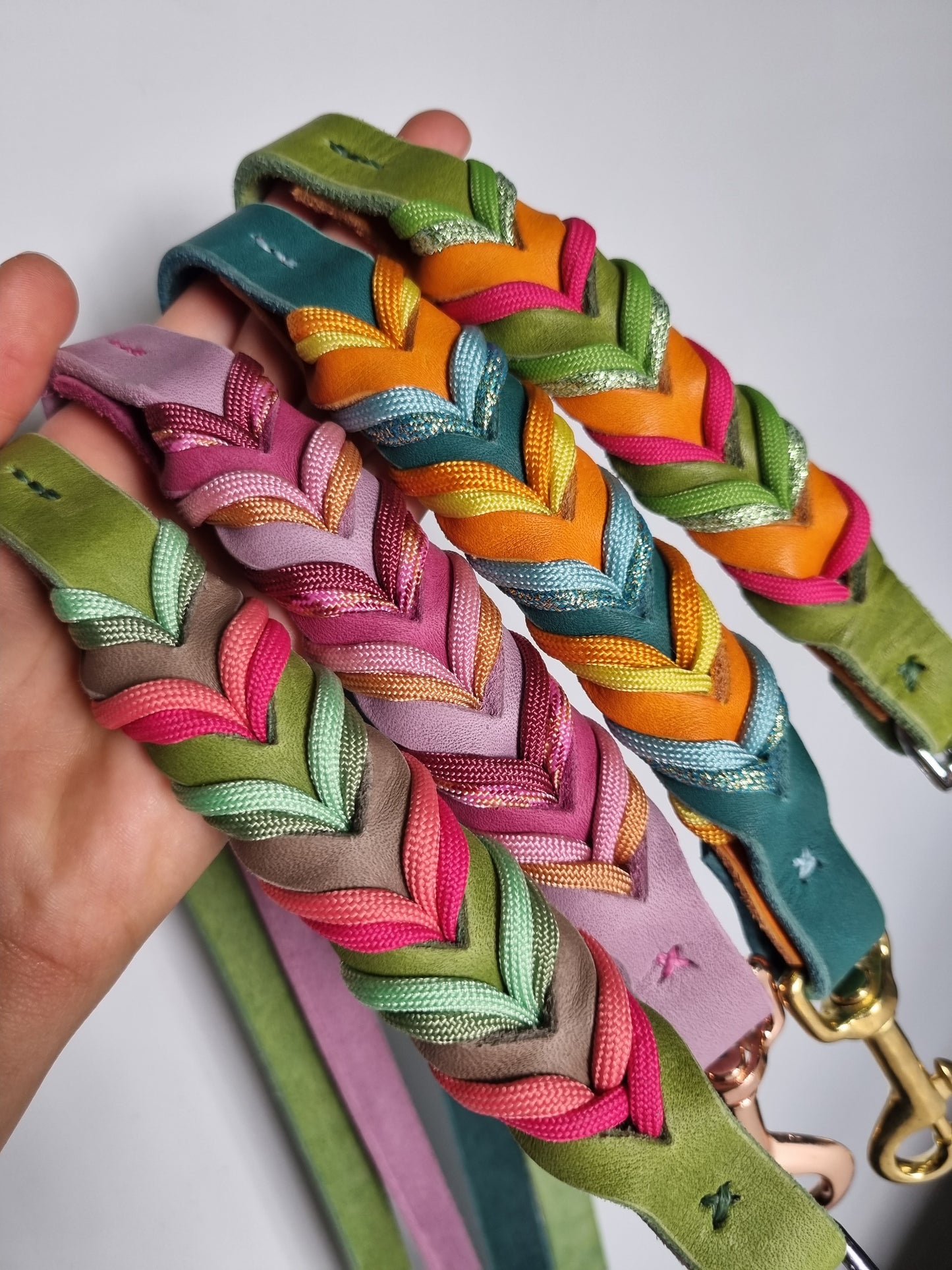 Design Your own - Hundeleine aus Fettleder, mit Paracord